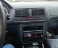 Синій Фольксваген Гольф, об'ємом двигуна 1.6 л та пробігом 266 тис. км за 3200 $, фото 9 на Automoto.ua