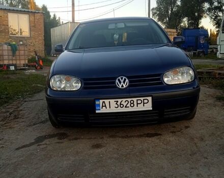 Синий Фольксваген Гольф, объемом двигателя 1.4 л и пробегом 140 тыс. км за 4600 $, фото 1 на Automoto.ua