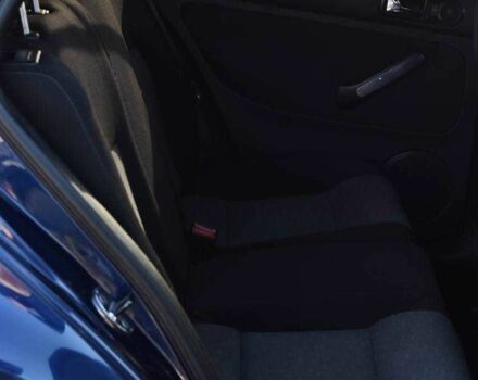 Синий Фольксваген Гольф, объемом двигателя 1.4 л и пробегом 232 тыс. км за 4750 $, фото 16 на Automoto.ua