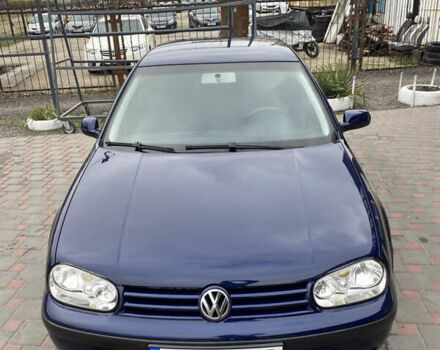 Синий Фольксваген Гольф, объемом двигателя 1.39 л и пробегом 215 тыс. км за 4650 $, фото 1 на Automoto.ua