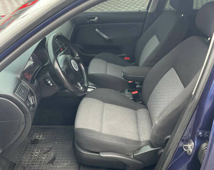 Синий Фольксваген Гольф, объемом двигателя 1.6 л и пробегом 218 тыс. км за 5100 $, фото 13 на Automoto.ua