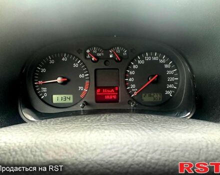 Синий Фольксваген Гольф, объемом двигателя 1.6 л и пробегом 216 тыс. км за 4850 $, фото 11 на Automoto.ua