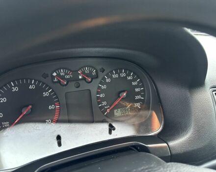 Синий Фольксваген Гольф, объемом двигателя 1.4 л и пробегом 186 тыс. км за 4600 $, фото 5 на Automoto.ua