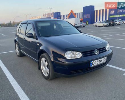 Синий Фольксваген Гольф, объемом двигателя 1.39 л и пробегом 241 тыс. км за 3900 $, фото 1 на Automoto.ua