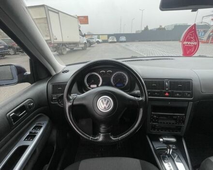 Синий Фольксваген Гольф, объемом двигателя 1.6 л и пробегом 218 тыс. км за 5100 $, фото 14 на Automoto.ua