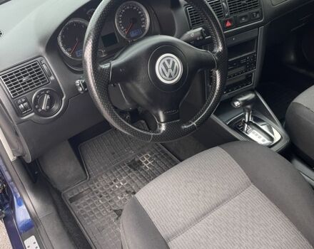 Синий Фольксваген Гольф, объемом двигателя 1.6 л и пробегом 218 тыс. км за 5100 $, фото 11 на Automoto.ua