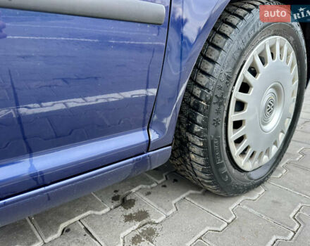 Синий Фольксваген Гольф, объемом двигателя 1.6 л и пробегом 190 тыс. км за 4300 $, фото 22 на Automoto.ua