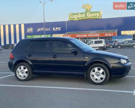 Синий Фольксваген Гольф, объемом двигателя 1.39 л и пробегом 241 тыс. км за 3900 $, фото 7 на Automoto.ua