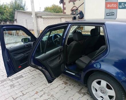 Фольксваген Гольф 2003 в Могилев-Подольском на Automoto.ua Синий Фольксваген Гольф, объемом двигателя 1.6 л и пробегом 258 тыс. км за 4199 $, фото 1 на Automoto.ua