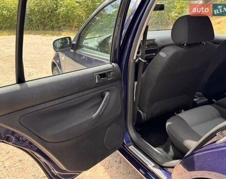 Синий Фольксваген Гольф, объемом двигателя 1.4 л и пробегом 266 тыс. км за 4799 $, фото 10 на Automoto.ua