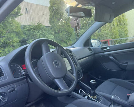 Синий Фольксваген Гольф, объемом двигателя 1.6 л и пробегом 210 тыс. км за 5099 $, фото 10 на Automoto.ua