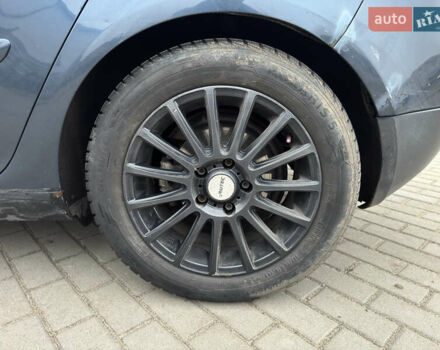 Синий Фольксваген Гольф, объемом двигателя 1.98 л и пробегом 279 тыс. км за 5500 $, фото 7 на Automoto.ua