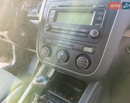 Синий Фольксваген Гольф, объемом двигателя 1.6 л и пробегом 174 тыс. км за 5500 $, фото 39 на Automoto.ua