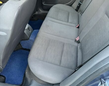 Синий Фольксваген Гольф, объемом двигателя 1.4 л и пробегом 256 тыс. км за 4650 $, фото 12 на Automoto.ua