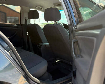 Синий Фольксваген Гольф, объемом двигателя 1.6 л и пробегом 386 тыс. км за 4700 $, фото 16 на Automoto.ua