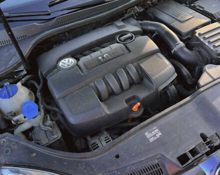 Фольксваген Гольф 2004 в Шаргороде на Automoto.ua Синий Фольксваген Гольф, объемом двигателя 1.6 л и пробегом 261 тыс. км за 5200 $, фото 9 на Automoto.ua