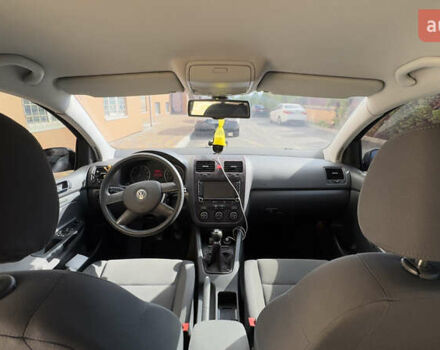 Синій Фольксваген Гольф, об'ємом двигуна 1.6 л та пробігом 270 тис. км за 5600 $, фото 9 на Automoto.ua