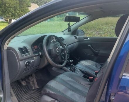 Синий Фольксваген Гольф, объемом двигателя 1.4 л и пробегом 280 тыс. км за 3600 $, фото 2 на Automoto.ua