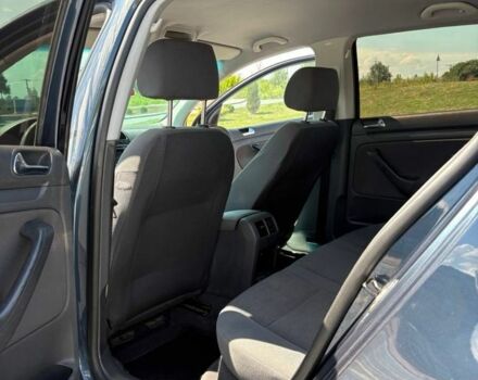 Синий Фольксваген Гольф, объемом двигателя 1.6 л и пробегом 274 тыс. км за 4700 $, фото 6 на Automoto.ua