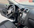 Синий Фольксваген Гольф, объемом двигателя 1.6 л и пробегом 243 тыс. км за 3950 $, фото 26 на Automoto.ua
