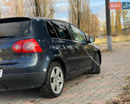 Синий Фольксваген Гольф, объемом двигателя 1.6 л и пробегом 386 тыс. км за 4700 $, фото 4 на Automoto.ua