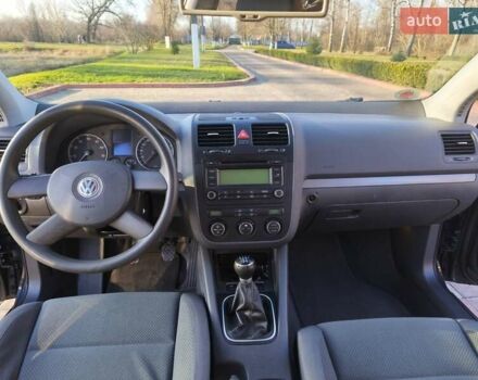 Синий Фольксваген Гольф, объемом двигателя 1.6 л и пробегом 174 тыс. км за 5500 $, фото 26 на Automoto.ua
