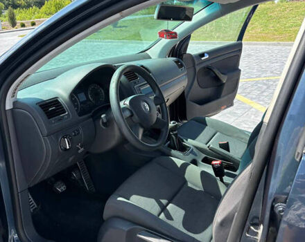 Синий Фольксваген Гольф, объемом двигателя 1.6 л и пробегом 386 тыс. км за 4700 $, фото 11 на Automoto.ua