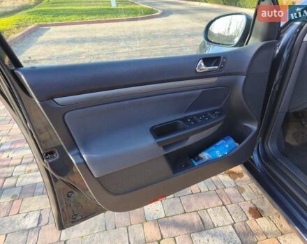 Синий Фольксваген Гольф, объемом двигателя 1.6 л и пробегом 174 тыс. км за 5500 $, фото 18 на Automoto.ua