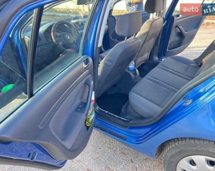 Синий Фольксваген Гольф, объемом двигателя 1.6 л и пробегом 212 тыс. км за 6000 $, фото 8 на Automoto.ua