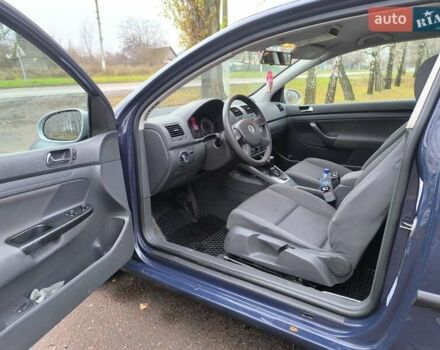 Синий Фольксваген Гольф, объемом двигателя 1.9 л и пробегом 298 тыс. км за 5700 $, фото 14 на Automoto.ua