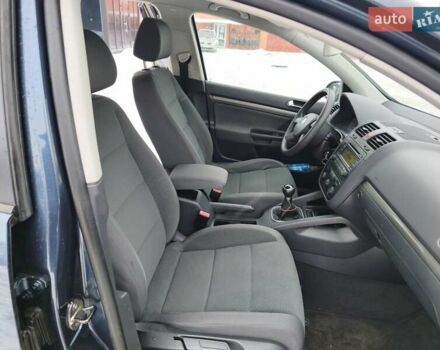 Синій Фольксваген Гольф, об'ємом двигуна 1.6 л та пробігом 173 тис. км за 5300 $, фото 35 на Automoto.ua