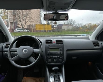 Синий Фольксваген Гольф, объемом двигателя 1.6 л и пробегом 195 тыс. км за 5900 $, фото 7 на Automoto.ua