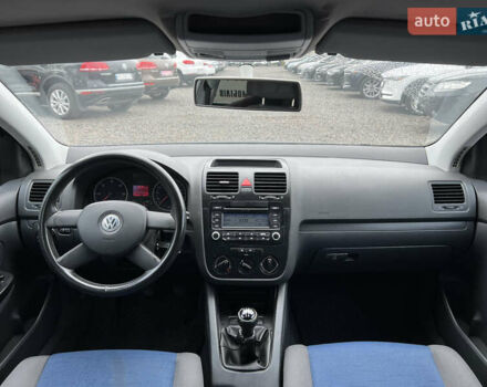 Синий Фольксваген Гольф, объемом двигателя 1.9 л и пробегом 280 тыс. км за 5500 $, фото 12 на Automoto.ua