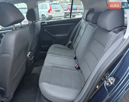 Синий Фольксваген Гольф, объемом двигателя 1.6 л и пробегом 171 тыс. км за 5350 $, фото 16 на Automoto.ua