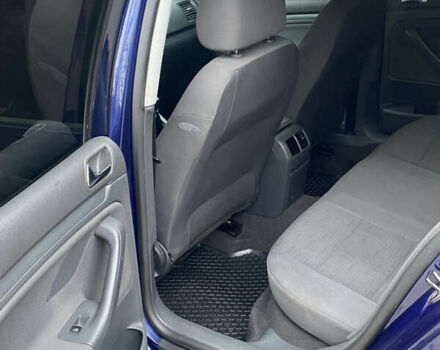 Синий Фольксваген Гольф, объемом двигателя 1.6 л и пробегом 230 тыс. км за 5300 $, фото 11 на Automoto.ua