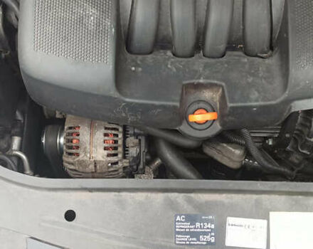 Синий Фольксваген Гольф, объемом двигателя 1.6 л и пробегом 212 тыс. км за 7000 $, фото 2 на Automoto.ua