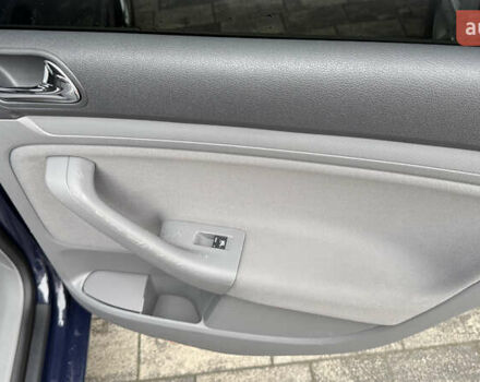 Синий Фольксваген Гольф, объемом двигателя 1.4 л и пробегом 170 тыс. км за 5600 $, фото 16 на Automoto.ua