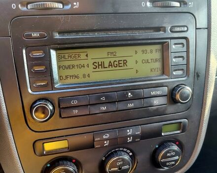 Синий Фольксваген Гольф, объемом двигателя 1.4 л и пробегом 312 тыс. км за 4800 $, фото 7 на Automoto.ua