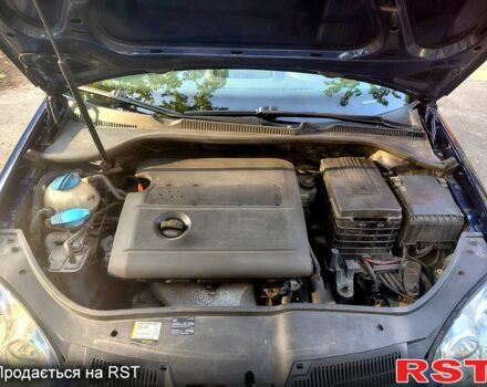 Синий Фольксваген Гольф, объемом двигателя 1.4 л и пробегом 312 тыс. км за 4800 $, фото 4 на Automoto.ua