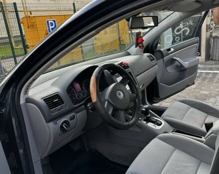 Синій Фольксваген Гольф, об'ємом двигуна 1.6 л та пробігом 270 тис. км за 5800 $, фото 4 на Automoto.ua