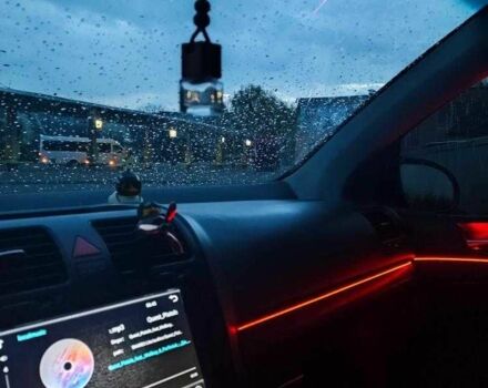 Синий Фольксваген Гольф, объемом двигателя 2 л и пробегом 400 тыс. км за 5500 $, фото 8 на Automoto.ua