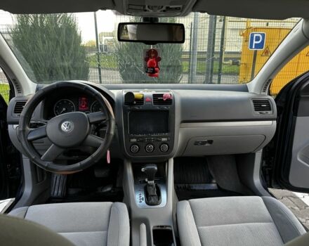 Синій Фольксваген Гольф, об'ємом двигуна 1.6 л та пробігом 270 тис. км за 5800 $, фото 6 на Automoto.ua