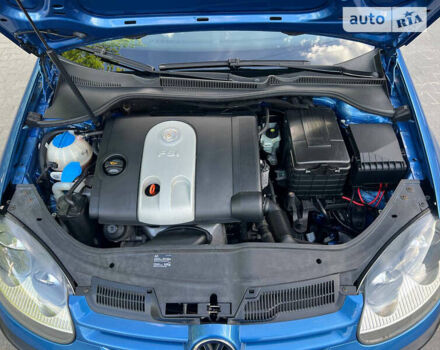 Синий Фольксваген Гольф, объемом двигателя 1.6 л и пробегом 220 тыс. км за 5200 $, фото 10 на Automoto.ua