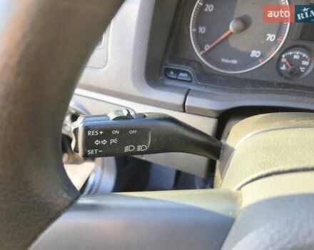 Синий Фольксваген Гольф, объемом двигателя 1.6 л и пробегом 174 тыс. км за 5500 $, фото 40 на Automoto.ua