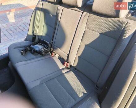 Синий Фольксваген Гольф, объемом двигателя 1.6 л и пробегом 174 тыс. км за 5500 $, фото 23 на Automoto.ua