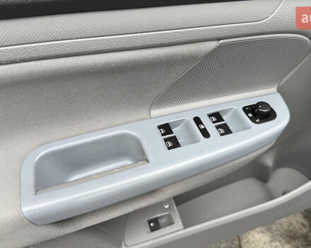 Синий Фольксваген Гольф, объемом двигателя 1.4 л и пробегом 170 тыс. км за 5600 $, фото 8 на Automoto.ua