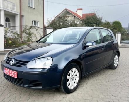 Синий Фольксваген Гольф, объемом двигателя 1.6 л и пробегом 250 тыс. км за 5500 $, фото 1 на Automoto.ua