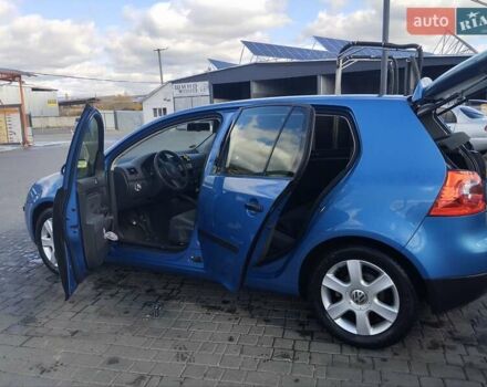 Синий Фольксваген Гольф, объемом двигателя 1.6 л и пробегом 253 тыс. км за 4900 $, фото 2 на Automoto.ua