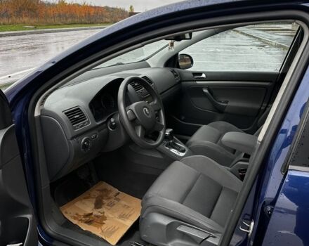 Синий Фольксваген Гольф, объемом двигателя 1.6 л и пробегом 195 тыс. км за 5900 $, фото 8 на Automoto.ua