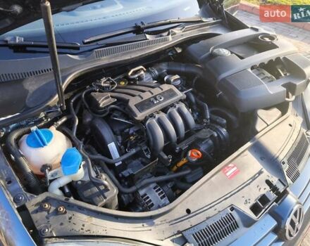 Синий Фольксваген Гольф, объемом двигателя 1.6 л и пробегом 174 тыс. км за 5500 $, фото 50 на Automoto.ua